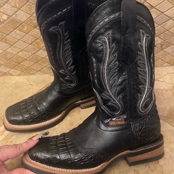 Black cowboy leather boots - Picture 2 of 8
